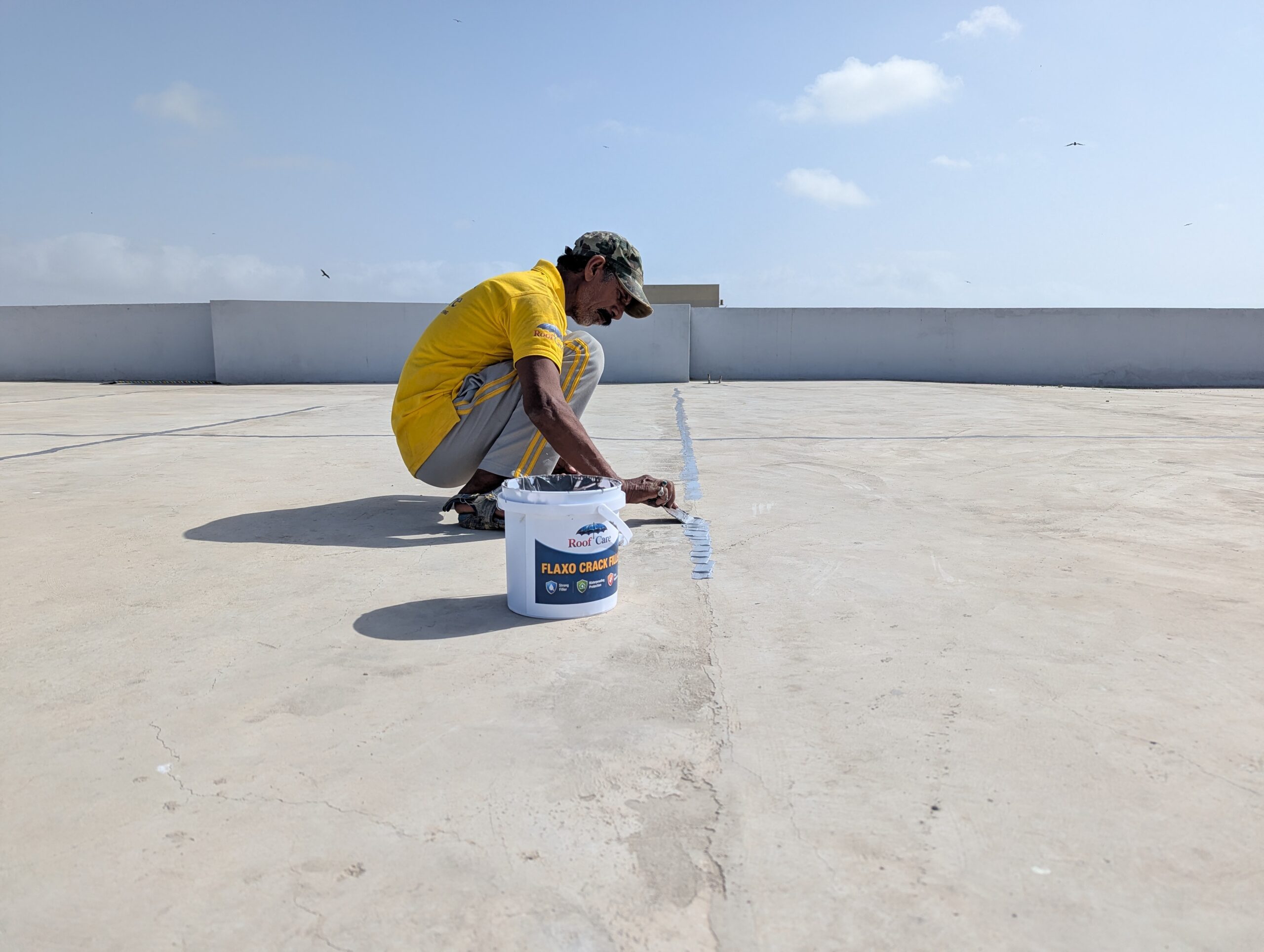 Roof Crack Filling